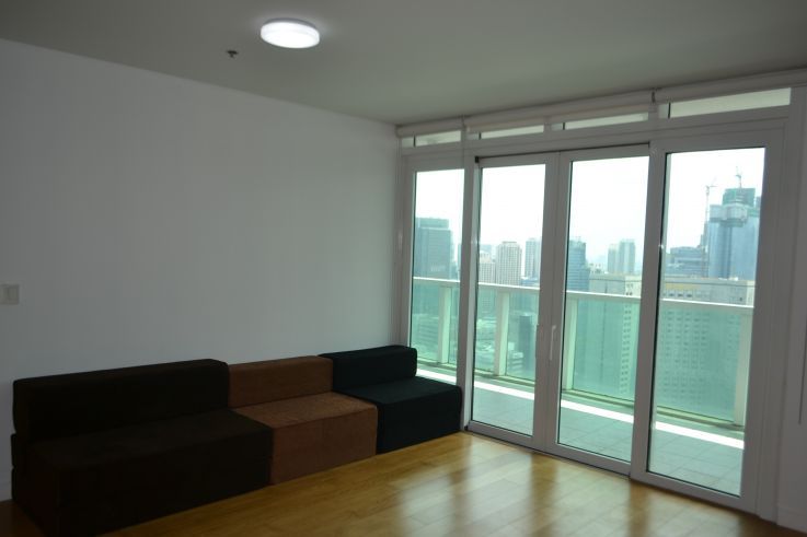 "For Lease : 1 Bedroom Unit in Park Terraces Tower 1, San Lorenzo, Maka"03