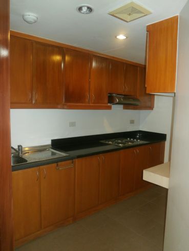 "1 Bedroom Unit For Rent At Forbeswood Heights, Burgos Circle"04