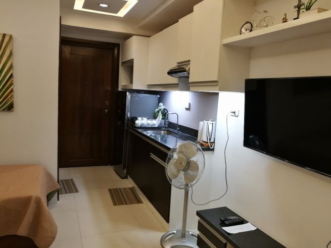 For Rent: Studio unit03