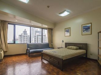 "3BR, Fully Furnished condo in Pacific Plaza"02