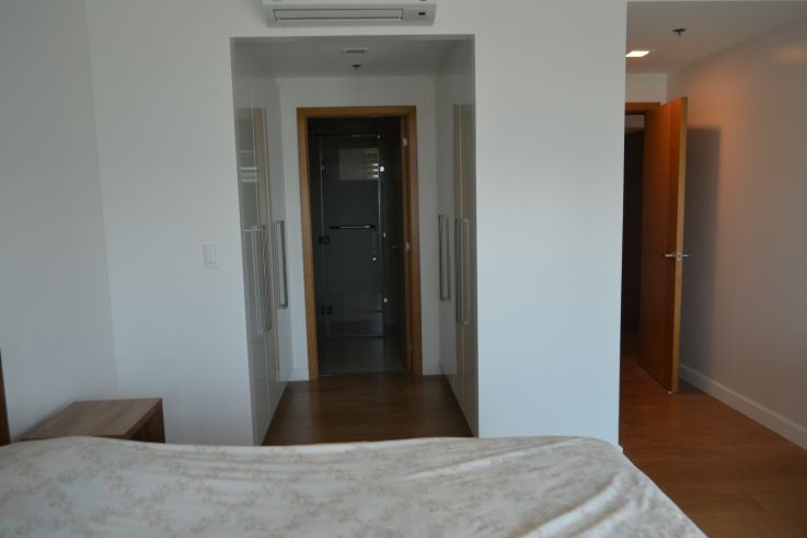 "FOR LEASE: 2 Bedroom Unit in Park Terraces 2, San Lorenzo, Makati City"04