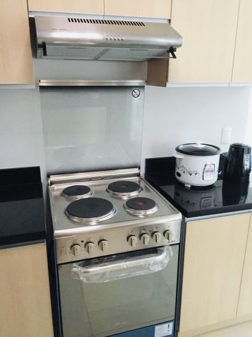 FOR RENT: Fully Furnished 1BR Unit in Two Serendra04