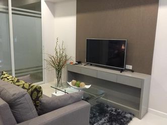 FOR RENT: Fully Furnished 1BR Unit in The Senta- Makati02