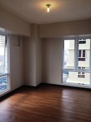 1 Bedroom Bare For Rent Near MOA Pasay and Resorts World02