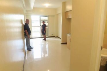 For Rent With Parking 1 Bedroom Condo in One Castilla Place Condo in Q02