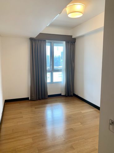 "2-Bedroom One Serendra Unit for Rent, BGC"04