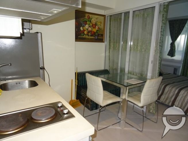 Azure - 1 BR Ground Level Balcony Beach View04