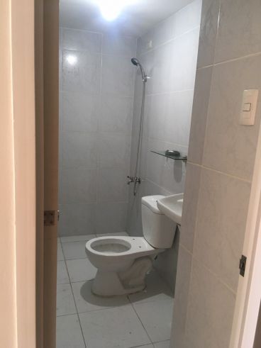 Studio Type Condo The Avenue Residences Sangandaan Tandang Sora04