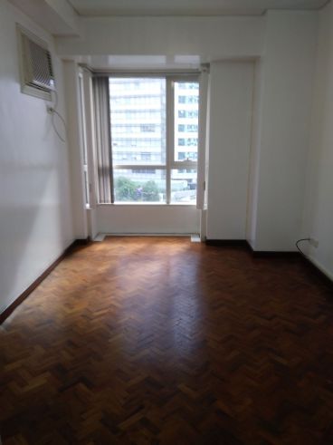 "The Columns Ayala Avenue ? 1 bedroom for Rent in Bel-Air, Makati"01