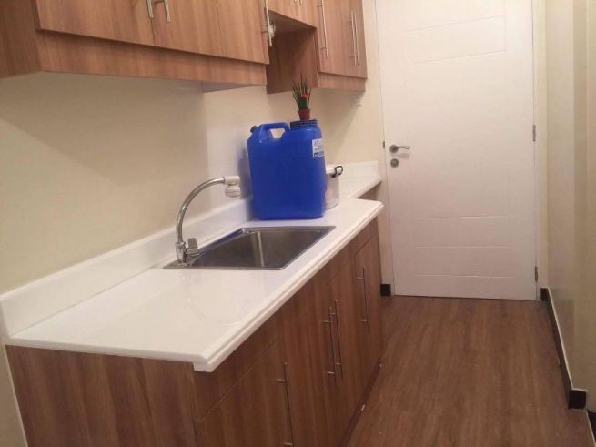For Rent Studio @ Zinnia Towers Quezon City04