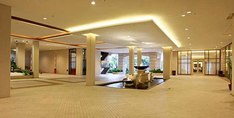 "2 Bedrooms, furnished for lease in Joya South Rockwell Makati"04