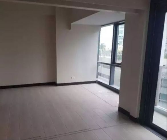 "Greenbelt Hamilton, Studio-type Condo for Rent, CRD01451"01