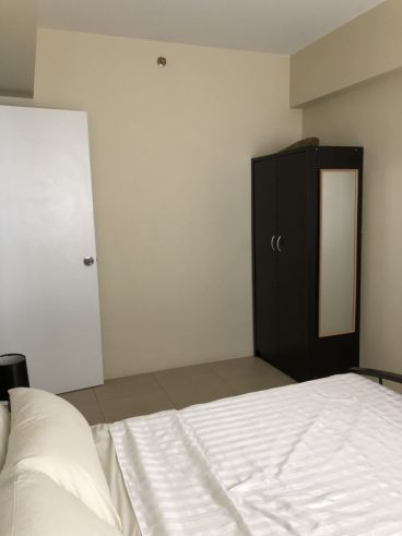 FOR RENT: 1 bedroom unit (fully furnished) in Avida Tower 1 BGC03
