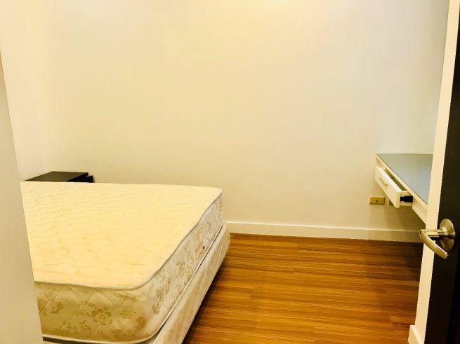 2BR Carpark Crescent Park BGC03