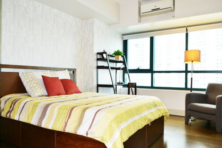 "Edades Tower - Studio furnished overlooking Pasig river, view of Manda"03