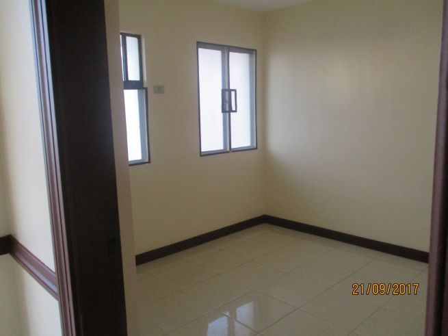 2 Bedroom Condominium Unit at First Metro Strata03