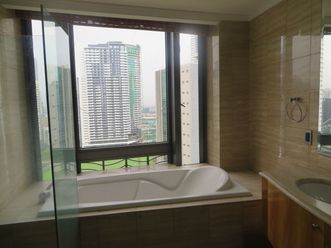 "Essensa 3BR BGC Condo Rent, Taguig City"02