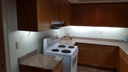 "Rockwell Hidalgo 2BR Condo Rent Makati City, REMAX Central"02