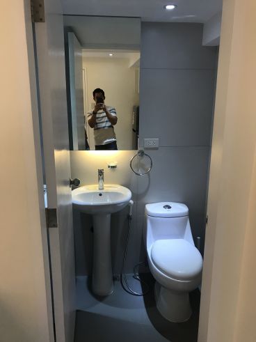 "JA-2 Bedroom Unit in Fort Victoria, BGC, Taguig for rent"03