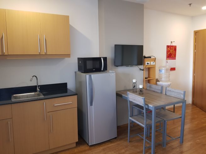 Studio Unit at Azon Residences near Mepz and Airport Lapulapu City for03