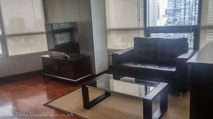 3Br Condo (The Residences At Greenbelt)03