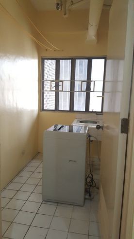 2 Bedrooms condo for rent Fully furnished in Manhattan Square Makati04