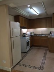 2 Bedrooms for Lease in Amorsolo Rockwell Makati02