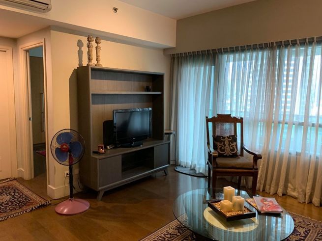 FOR RENT Fully Furnished 1BR unit in Rockwell Edades03