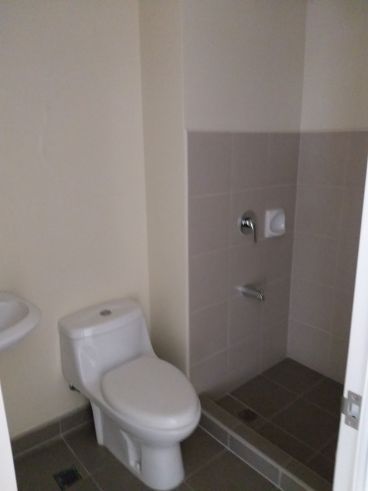 Brand New Studio Unit at Avida Vita Tower at Vertis North in Quezon Ci04
