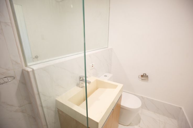 FOR RENT: Unfurnished 1 Bedroom Condo Unit with Balcony near UP Dilima04