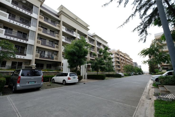 2 Bedroom Condo at Acacia Estate04
