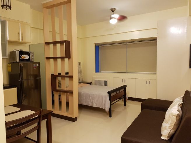 For Rent Studio Furnished Condo in Morgan Suites McKinley Hill Taguig03