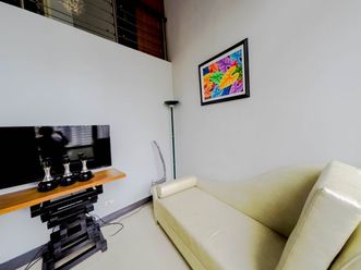 Fully Furnished 1 Bedroom Loft in Bellagio 3 BGC02