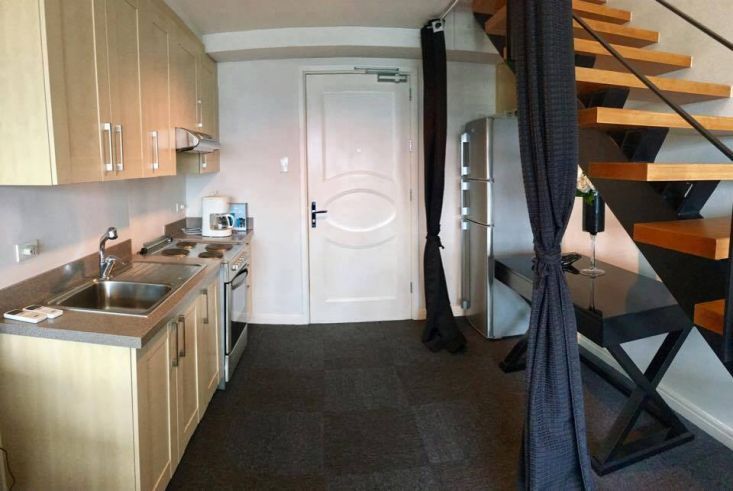 1 Bedroom Z Loft furnished for lease in One Rockwell East Makati04