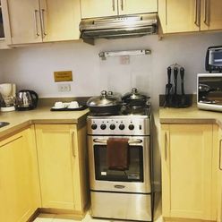 1 Bedroom furnished for lease in Joya South Rockwell Makati02