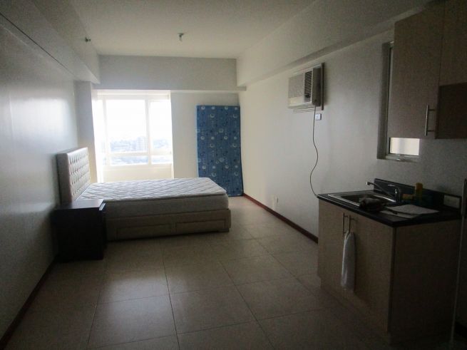 Studio Type Condo Unit For Rent In Makati City03