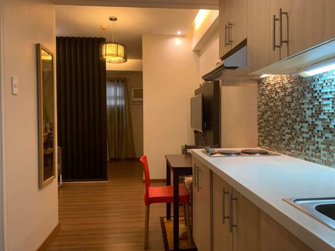 1 BR Unit For Rent in 2-Torre Lorenzo near De La Salle University and04
