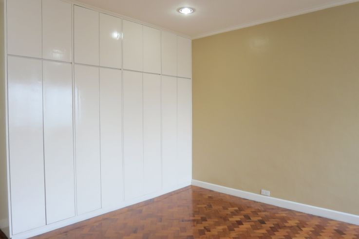 "Unfurnished Two Bedroom for Rent in Malate, Manila"04
