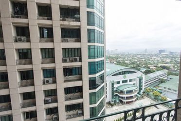"Beautiful 2 Bedroom Condo For Rent in Renaissance 3000, Ortigas, Pasig"02