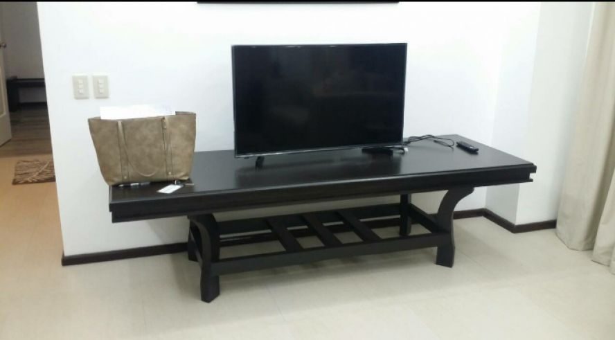 2bedrooms fully furnished newly renovated with balcony and parking at04