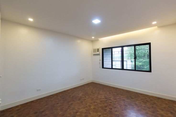 "Renovated 4 Bedroom House FOR RENT in Green Meadows, Pasig"04