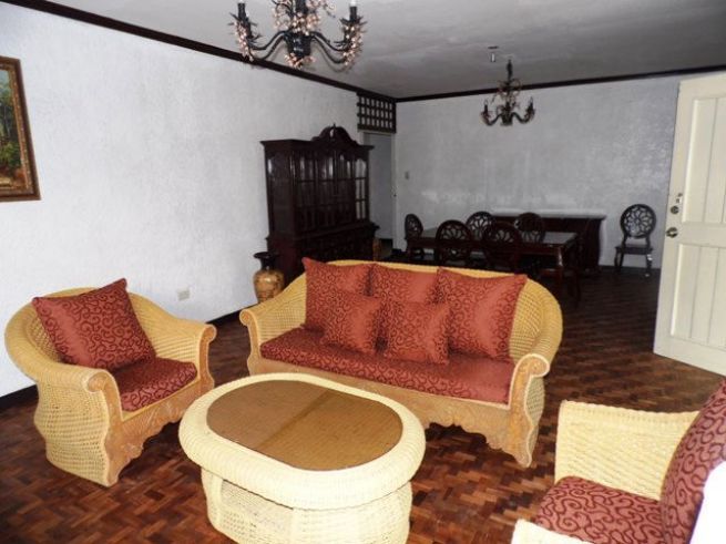 House and Lot For Rent in Angeles City04