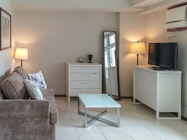1 Studio in Two Serendra BGC Taguig unit code:SER7603