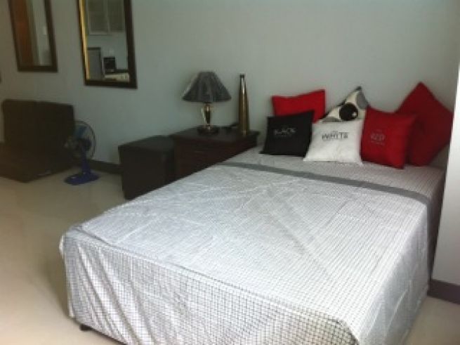 Condo Unit Deluxe Studio for Rent at Morgan Residences Taguig City03
