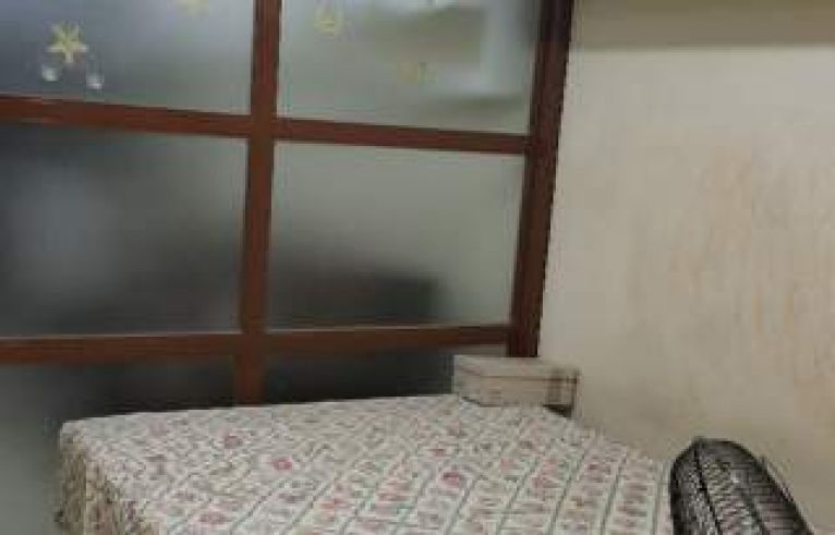 Furnished 1 br condo with skyline view and parking03