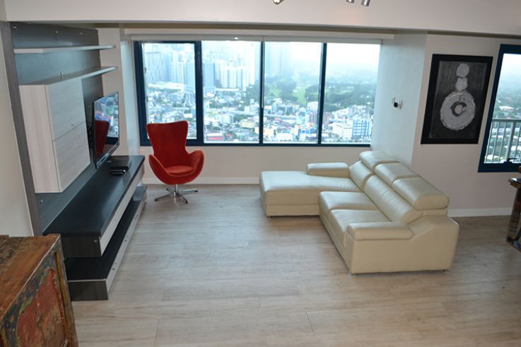 "One Rockwell 3 bedroom, modern designed, 180 degree unobstructed view"03
