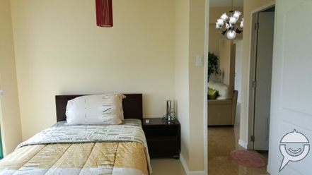 Bellagio Towers Fully Furnished 2 BR Facing Golf Course BGC Taguig02