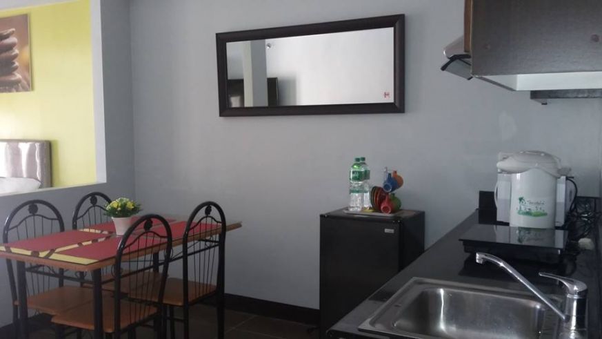 Furnished Studio Deluxe Unit For Rent in Stamford Executive Residences04