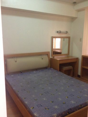 Eastwood Lafayette Studio Condo with Veranda at Eastwood City for Leas03