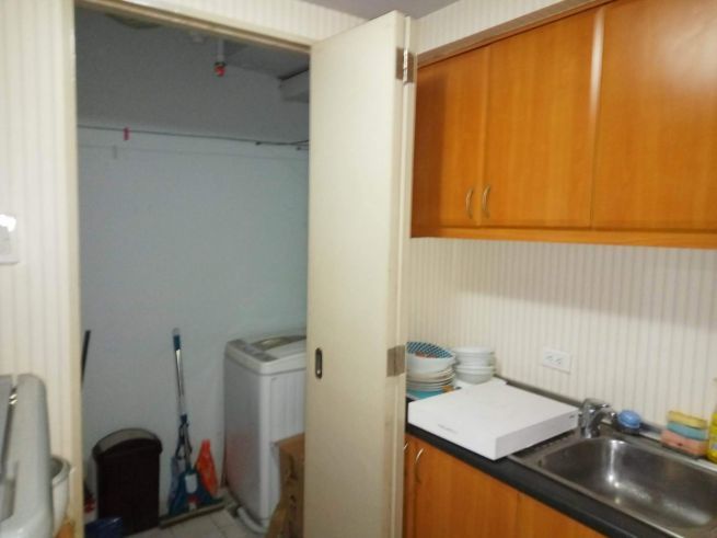 For Rent in BGC Burgos Circle03